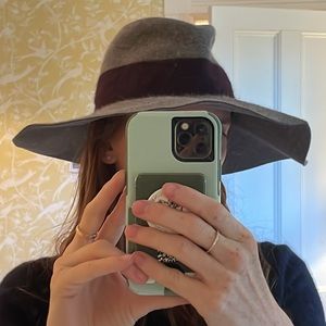 Lola Wool Hat, Grey with Purple Band